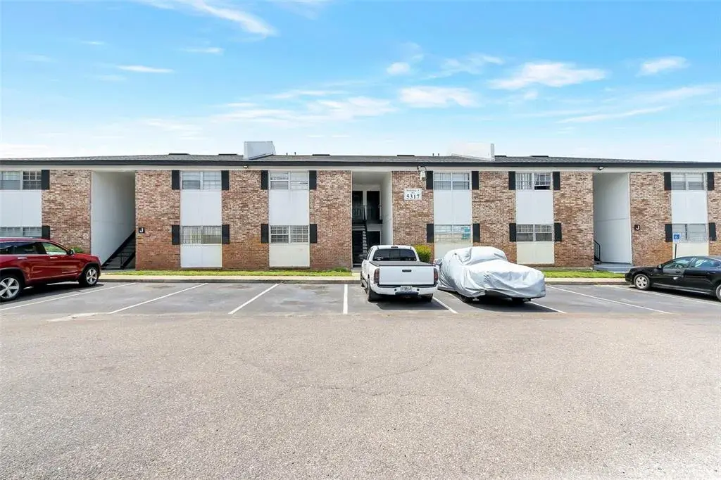 Property for sale at 5317 CURRY FORD ROAD UNIT J102, ORLANDO, FL, 32812