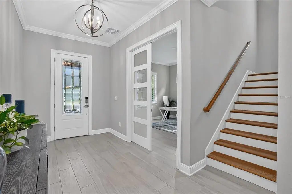 Property for sale at 3718 W DALE AVENUE, TAMPA, FL, 33609
