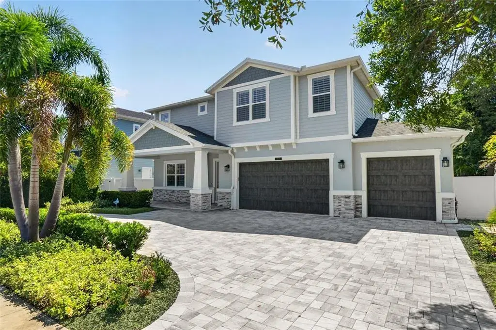 Property for sale at 3718 W DALE AVENUE, TAMPA, FL, 33609