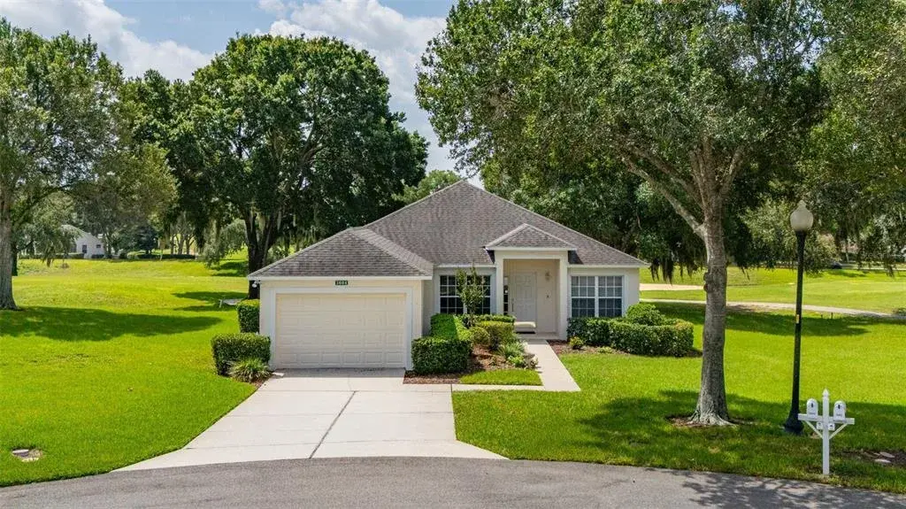 Front View of 3604 Kingswood Court
