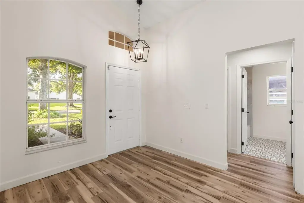 Front door entry With plenty of natural light