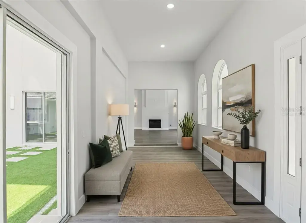 Virtually StagedFoyer