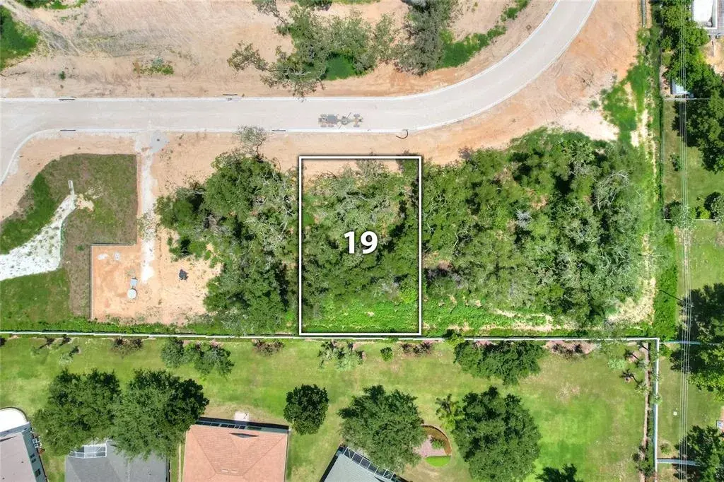 Property for sale at 146 TRANQUIL MIRROR LAKE COURT Lot 19, CLERMONT, FL, 34711