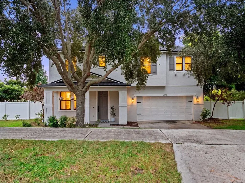 Property for sale at 822 N JACKS LAKE RD, CLERMONT, FL, 34711