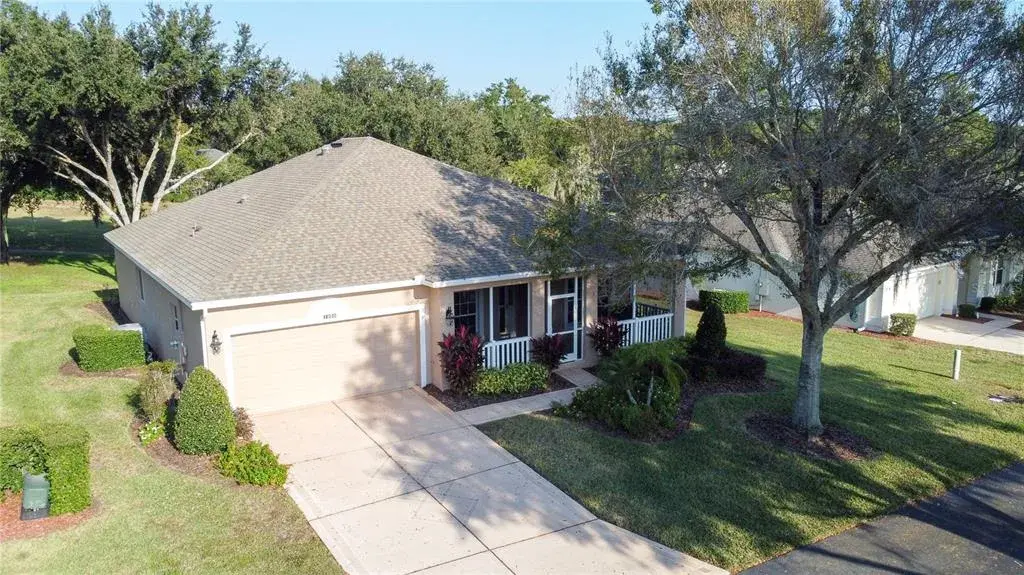 Front of 1990 Farmington- large lot