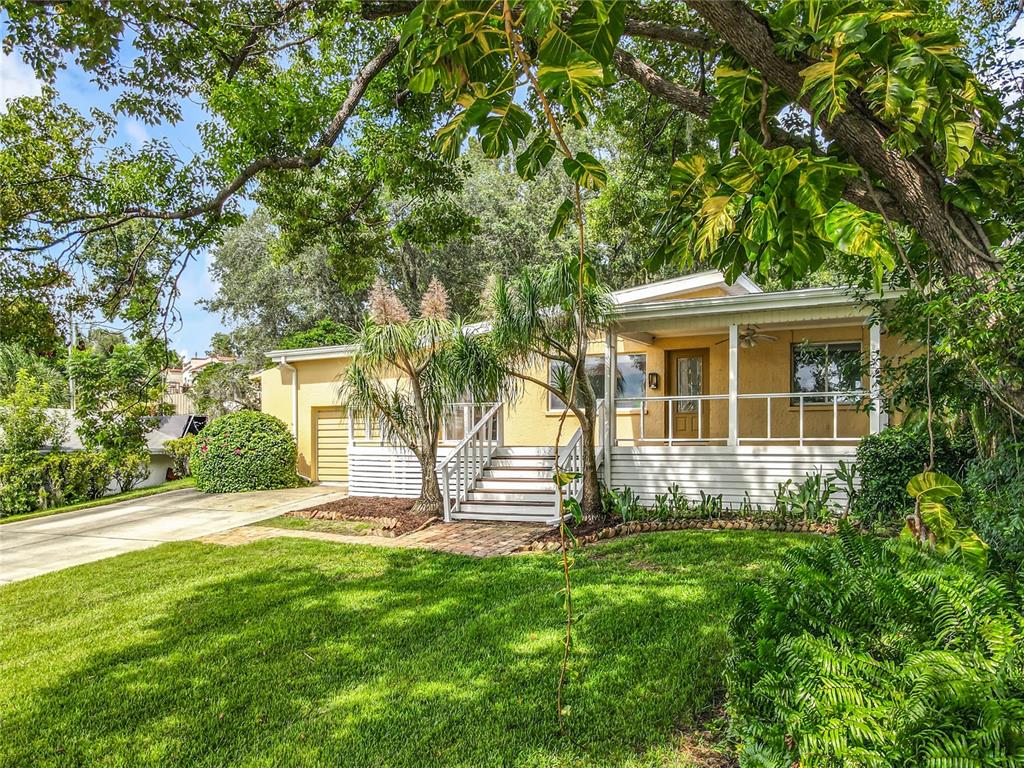 1385 Lake Avenue, Clermont, FL, 34711