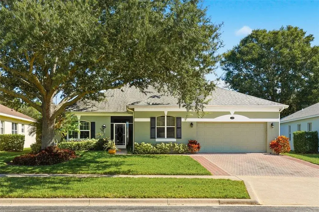 Welcome to 1125 Hidden Bluff!