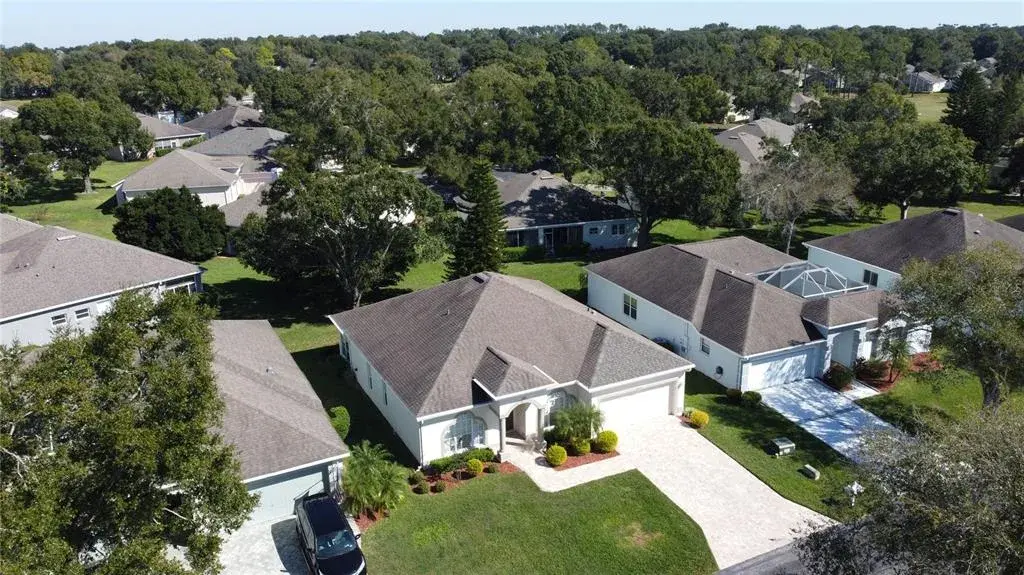 Front of 3707 Fairfield Dr-