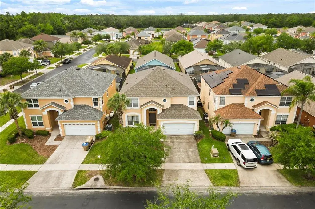 Property for sale at 164 CASTAWAY BEACH WAY, KISSIMMEE, FL, 34746