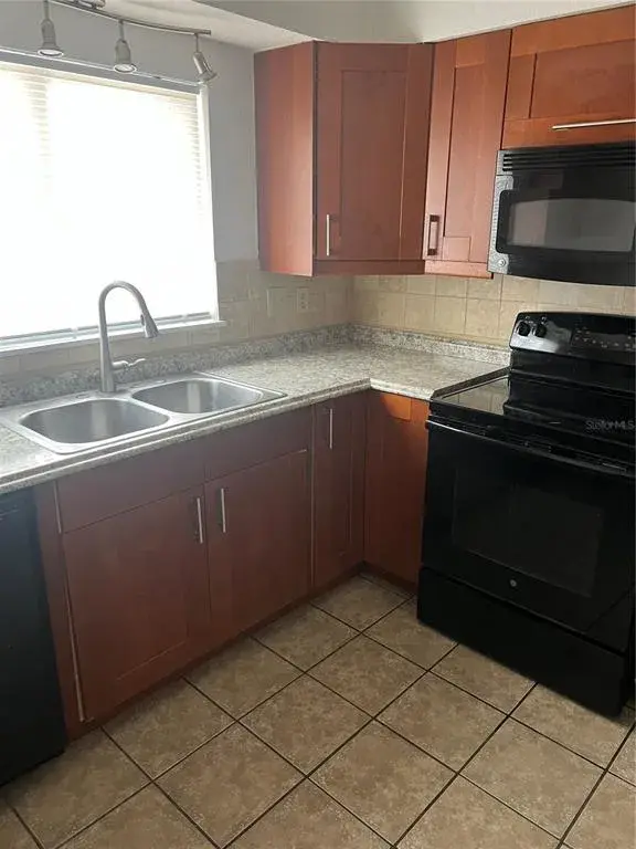Property for sale at 4265 S SEMORAN BOULEVARD UNIT 4, ORLANDO, FL, 32822