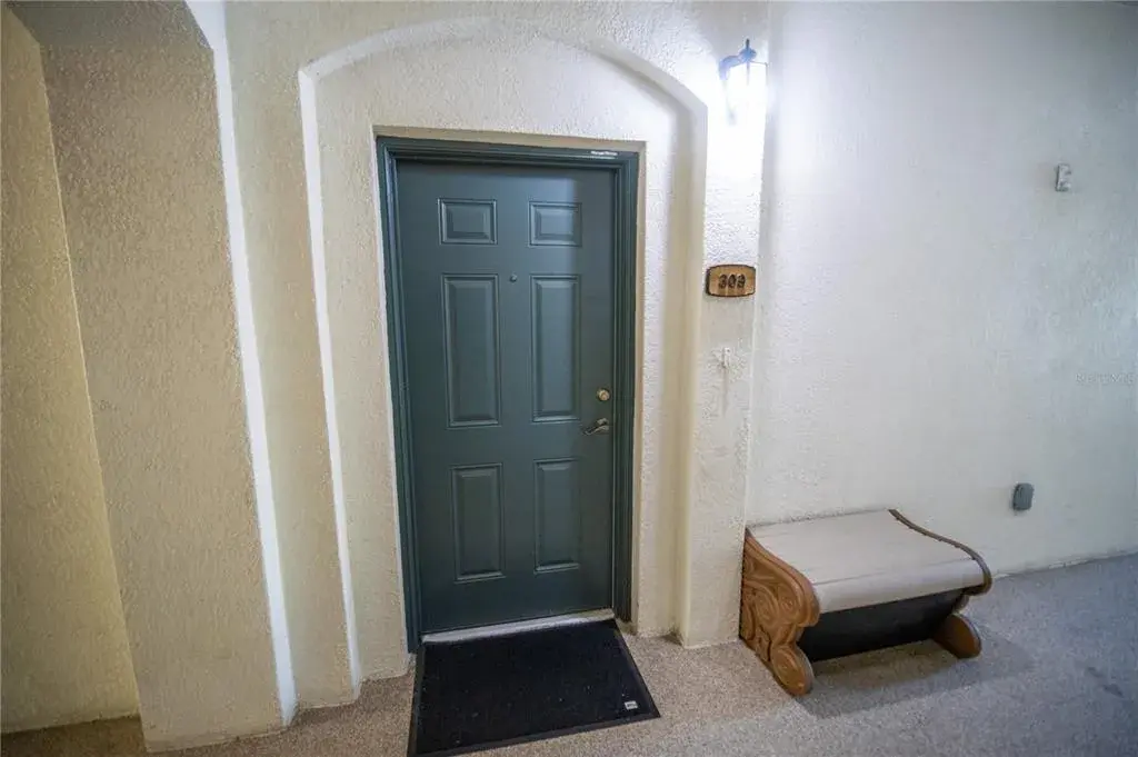 Property for sale at 8180 BOAT HOOK LOOP UNIT 102, WINDERMERE, FL, 34786