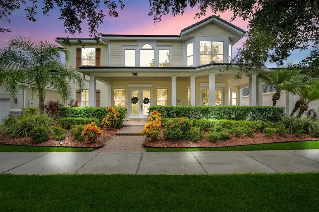 Front of home-Nightview