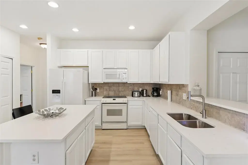 Property for sale at 334 ORANGE COSMOS BOULEVARD, DAVENPORT, FL, 33837