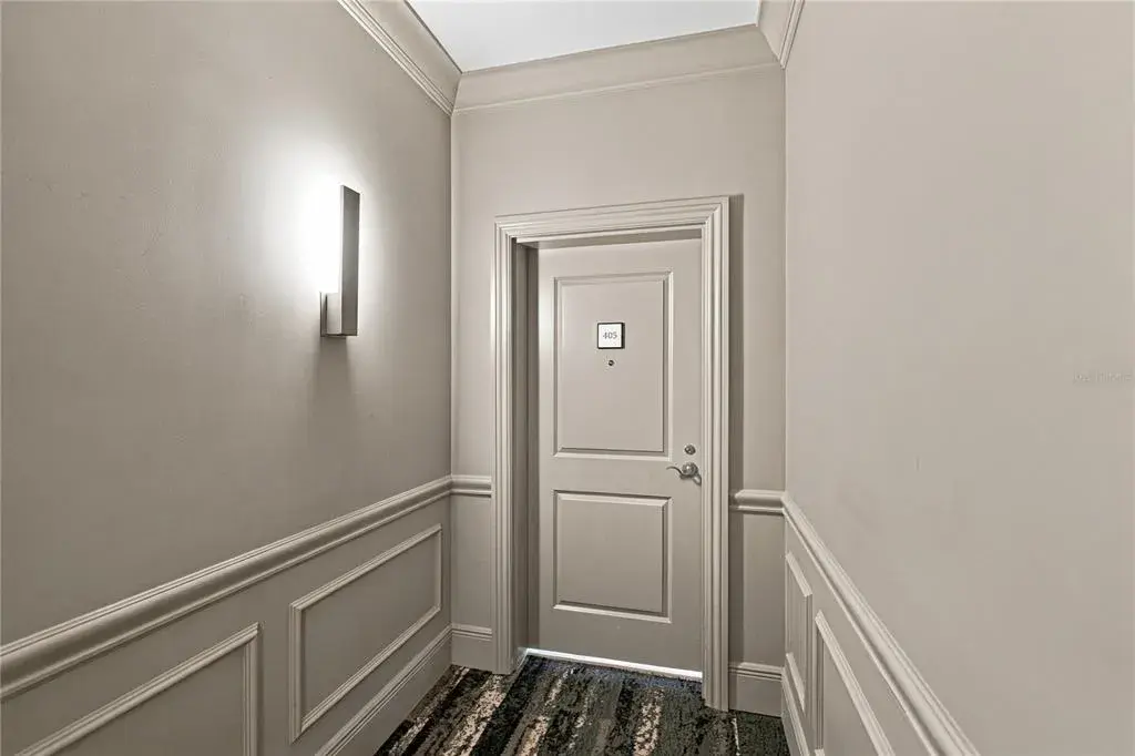Property for sale at 450 KNIGHTS RUN AVENUE UNIT 405, TAMPA, FL, 33602