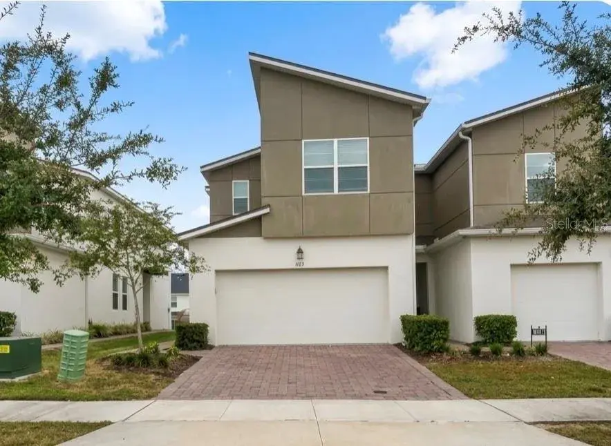 Beautiful Townhouse 2 car garage end  unit.