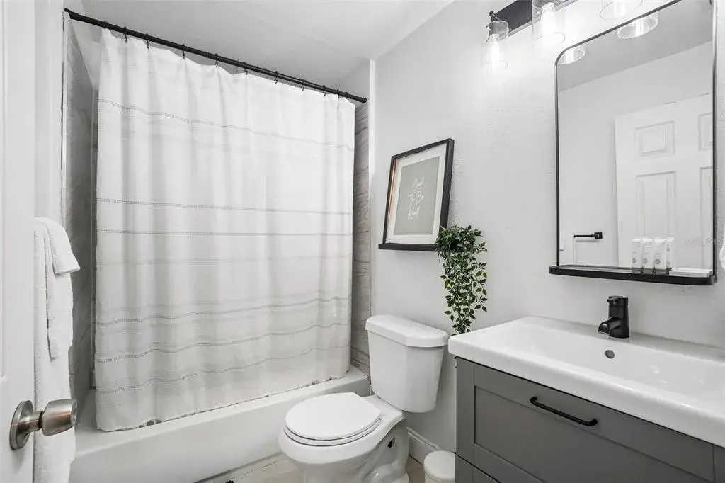 Property for sale at 6806 N 17TH STREET, TAMPA, FL, 33610