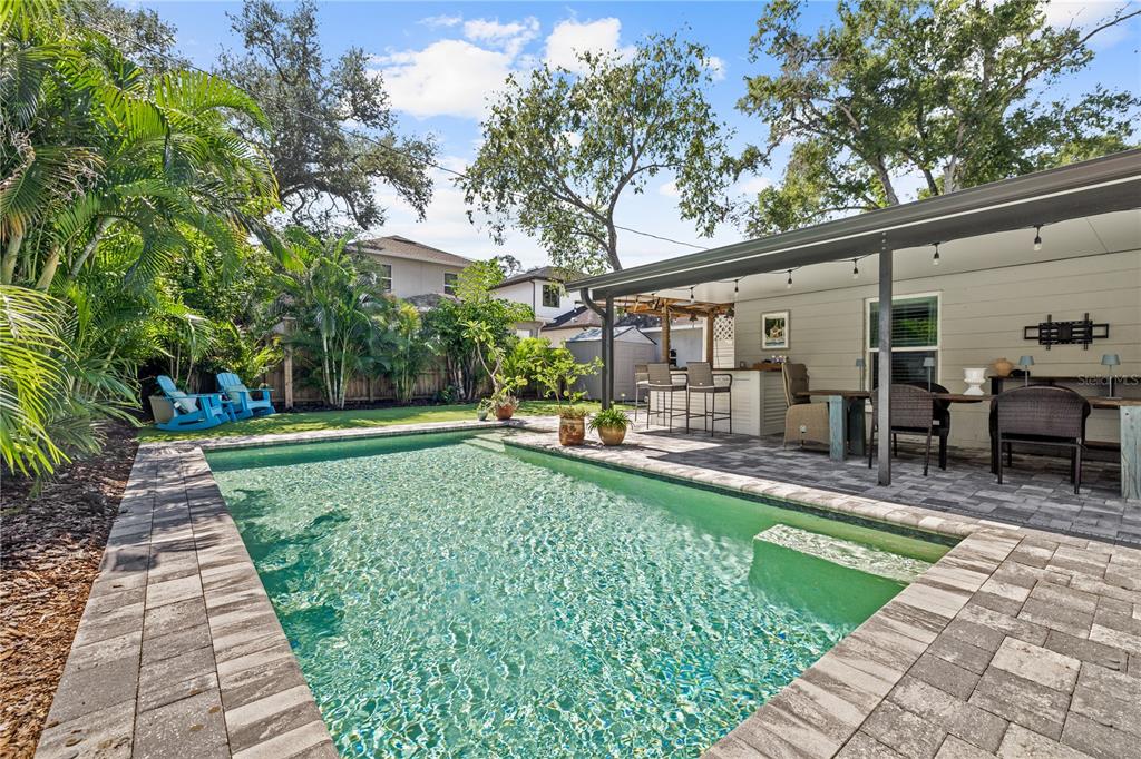 Property for sale at 3912 W CLEVELAND STREET, TAMPA, FL, 33609