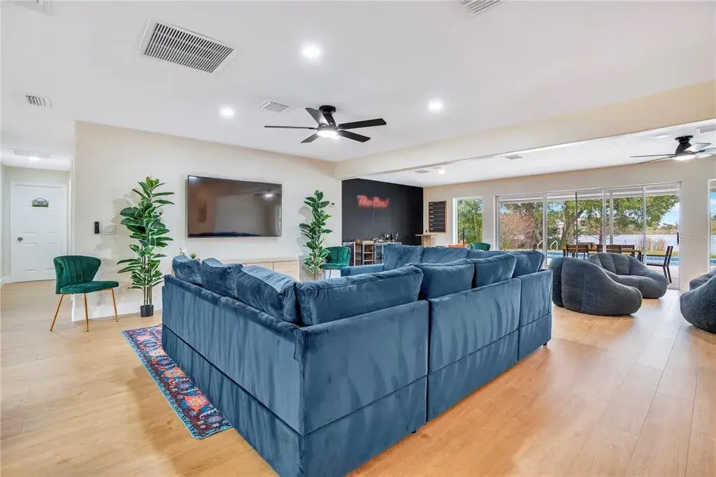 Property for sale at 411 ROCK LAKE DRIVE, ORLANDO, FL, 32805
