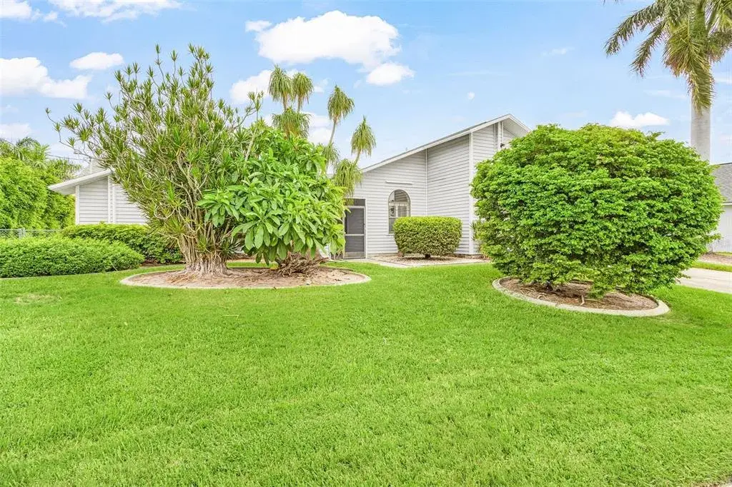 Property for sale at 4903 SW 11TH PLACE, CAPE CORAL, FL, 33914