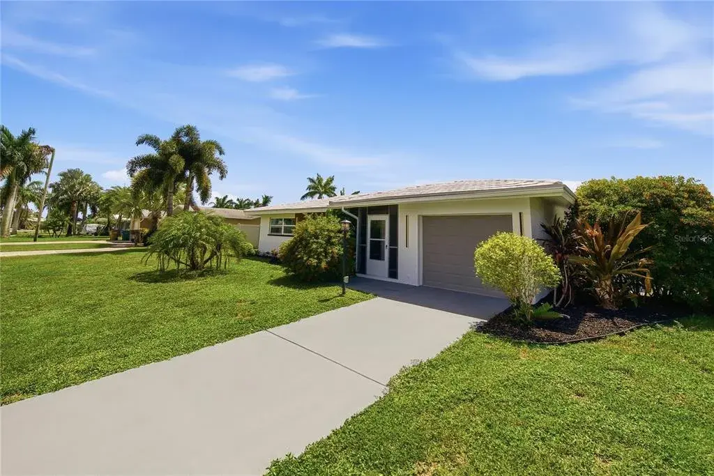 Property for sale at 3106 SE 18TH PLACE, CAPE CORAL, FL, 33904