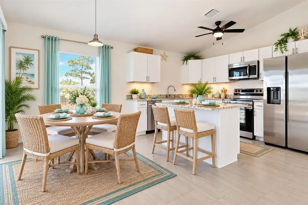 kitchen/dining area