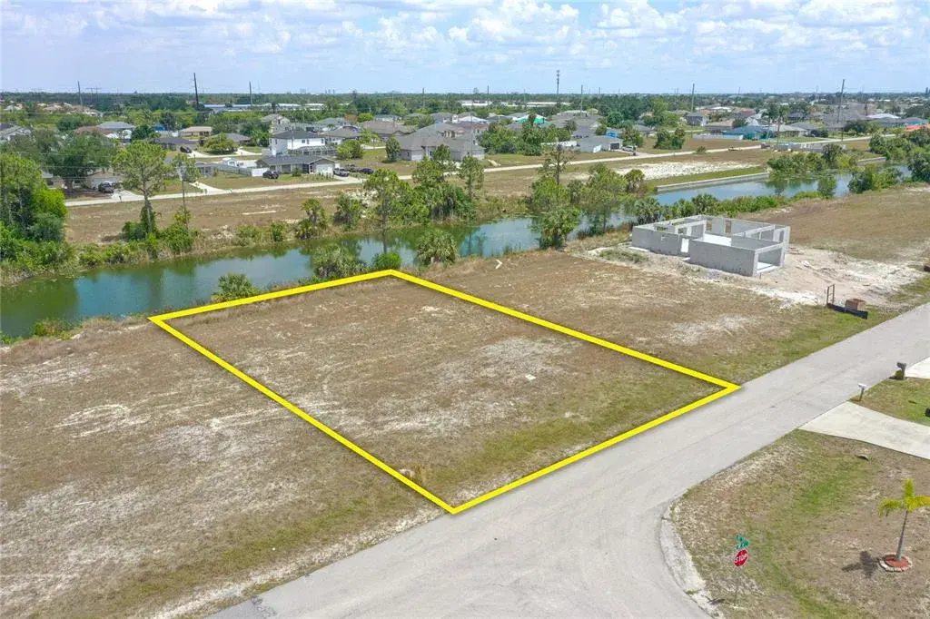 Property for sale at 2831 NE 5TH PLACE, CAPE CORAL, FL, 33909