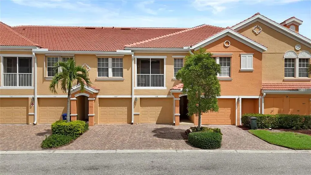 Property for sale at 1842 CONCORDIA LAKE CIRCLE UNIT 1102, CAPE CORAL, FL, 33909