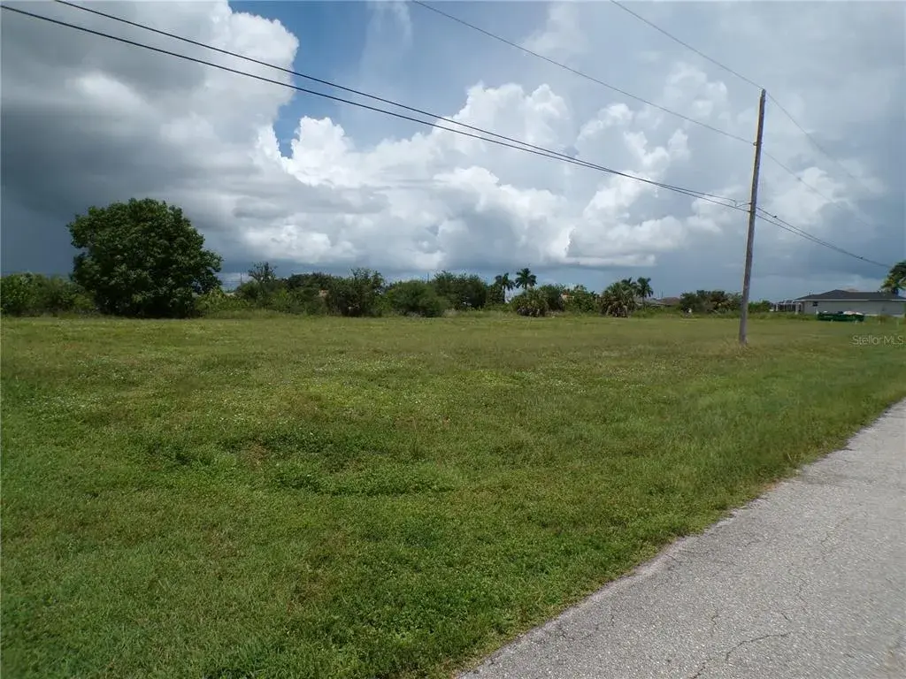 Property for sale at 1128 NW 9TH AVENUE, CAPE CORAL, FL, 33993