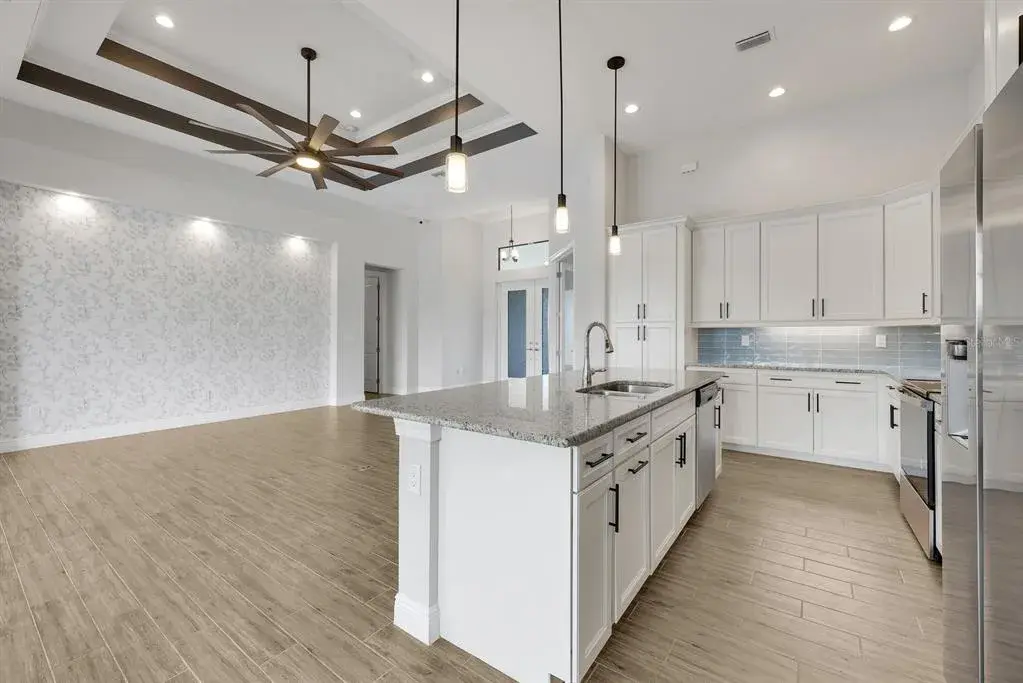 Kitchen - Open Floor Plan