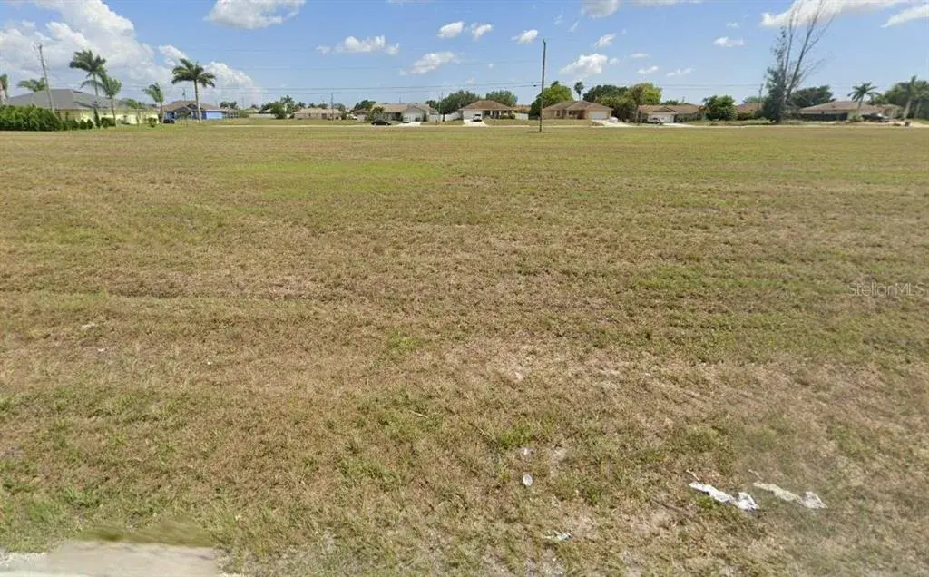 Property for sale at 2016 DIPLOMAT PARKWAY E, CAPE CORAL, FL, 33909