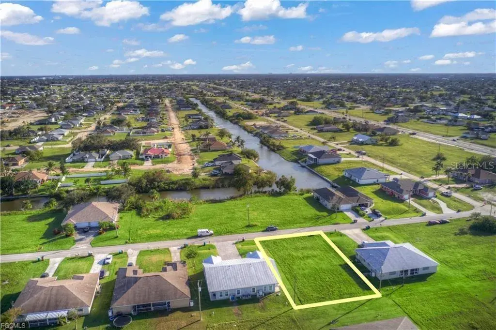 Property for sale at 833 NE 15TH LANE, CAPE CORAL, FL, 33909