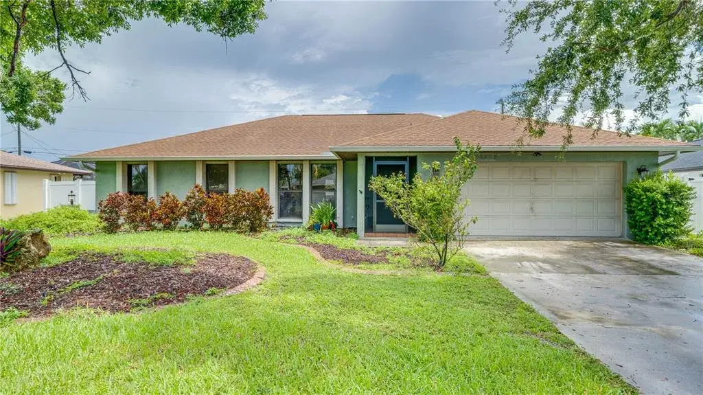 Property for sale at 3609 SE 2ND PLACE, CAPE CORAL, FL, 33904