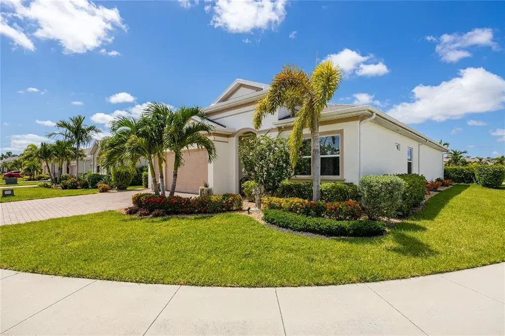 Property for sale at 3286 BARAVALDO CIRCLE, CAPE CORAL, FL, 33909