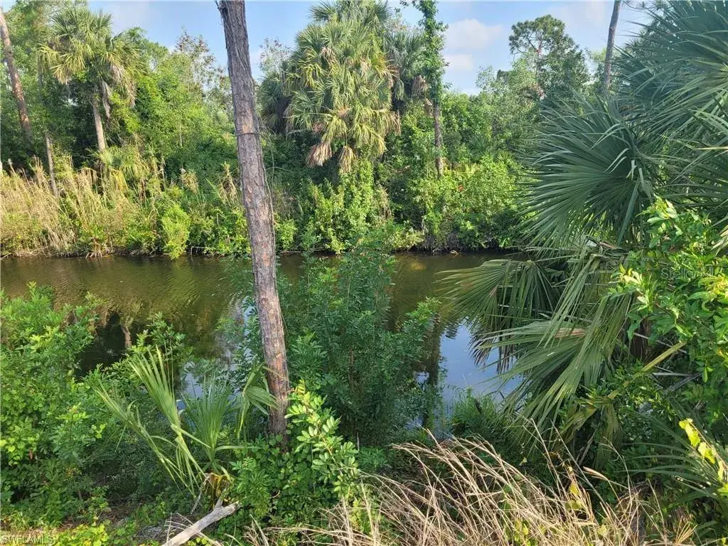 Property for sale at 31 WILMINGTON PARKWAY, CAPE CORAL, FL, 33993
