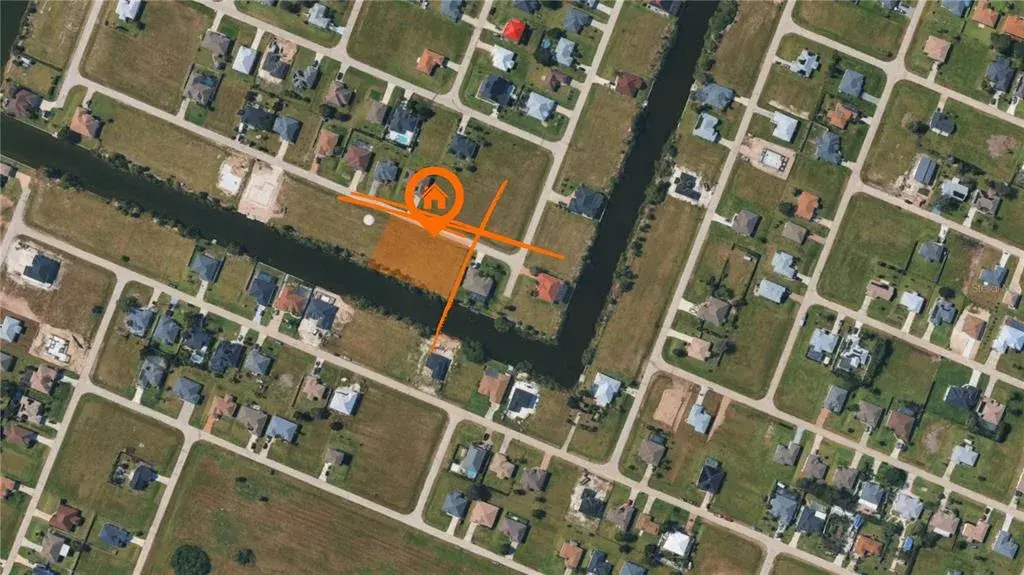 Canal Triple Lot