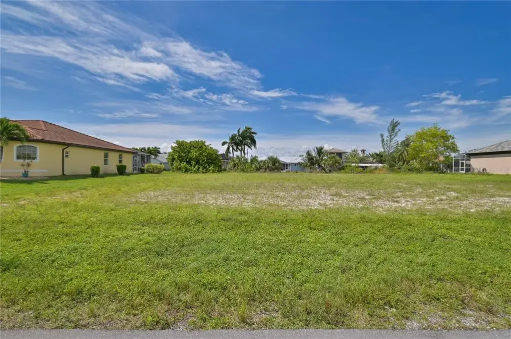3818 SW 19TH PLACE STREET VIEW