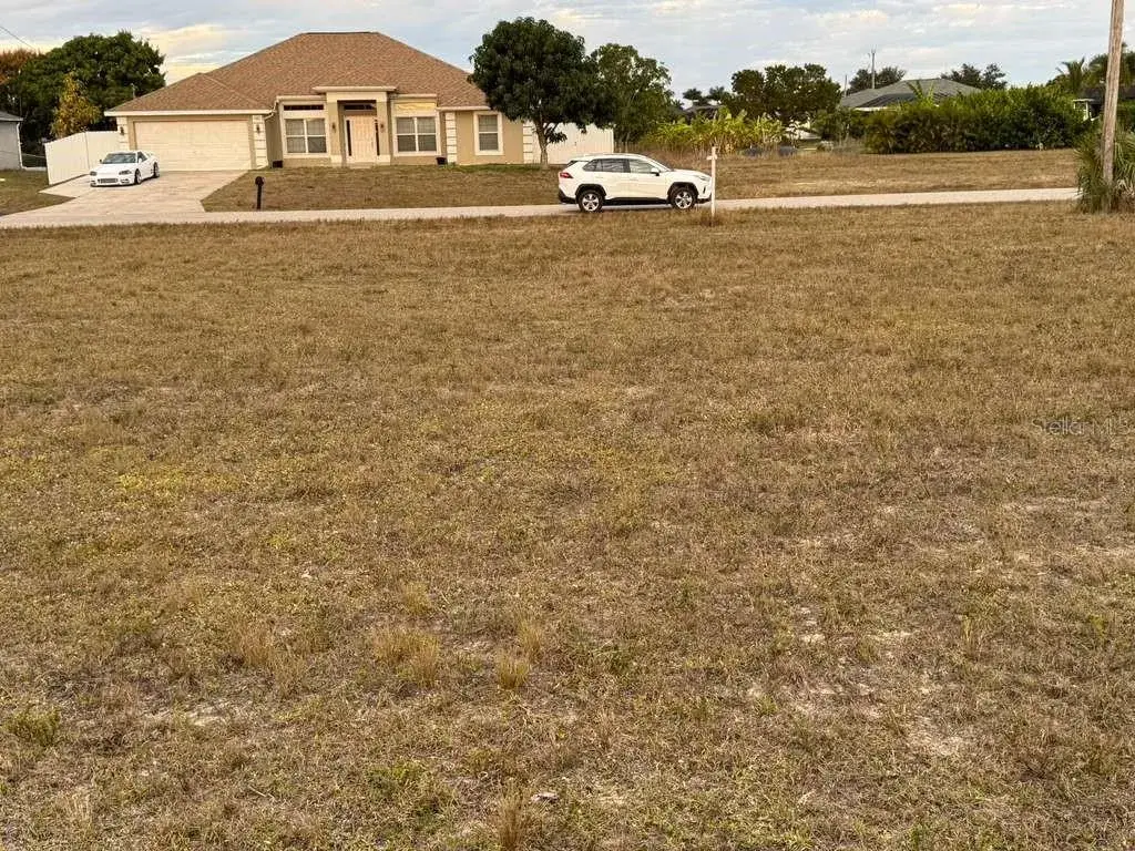 Property for sale at 1302 NE 19TH PLACE, CAPE CORAL, FL, 33909