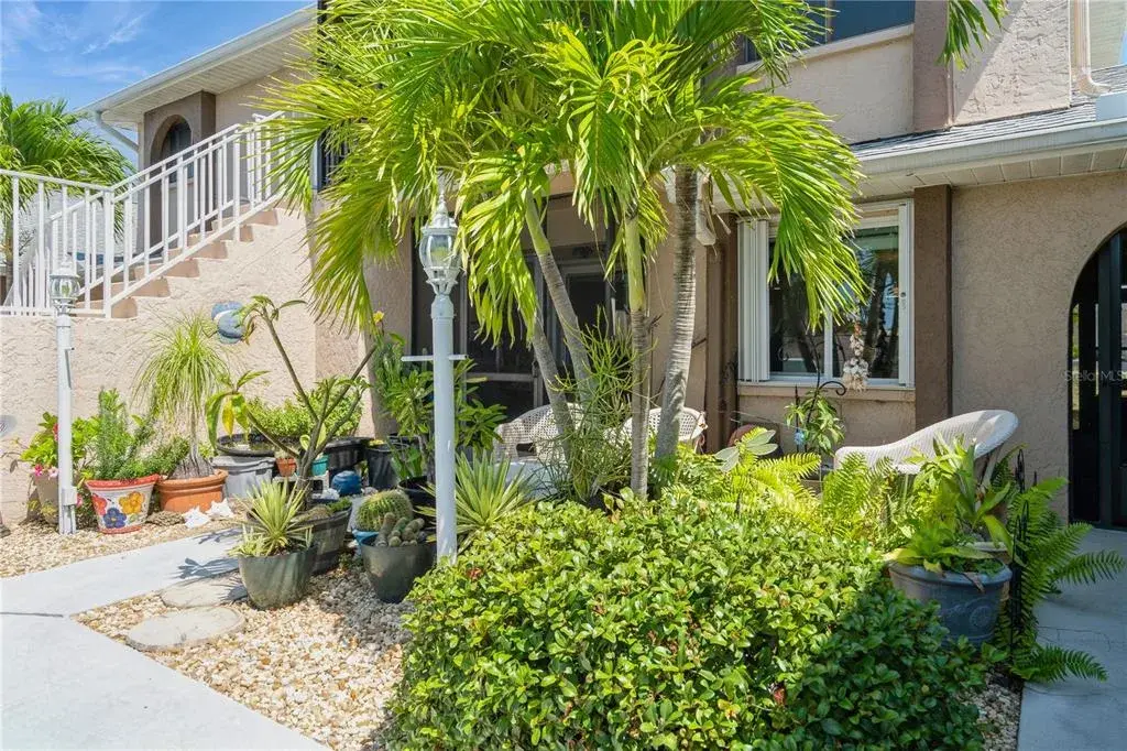 Property for sale at 527 CAPE CORAL PARKWAY W UNIT 4, CAPE CORAL, FL, 33914