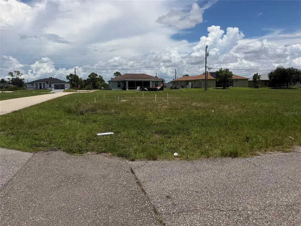 Property for sale at 2829 NE 5TH AVENUE, CAPE CORAL, FL, 33909