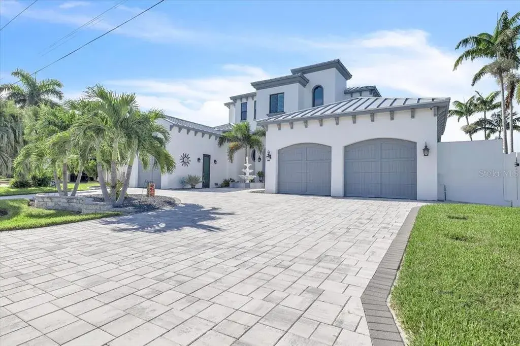 Property for sale at 1918 SE 40TH STREET, CAPE CORAL, FL, 33904