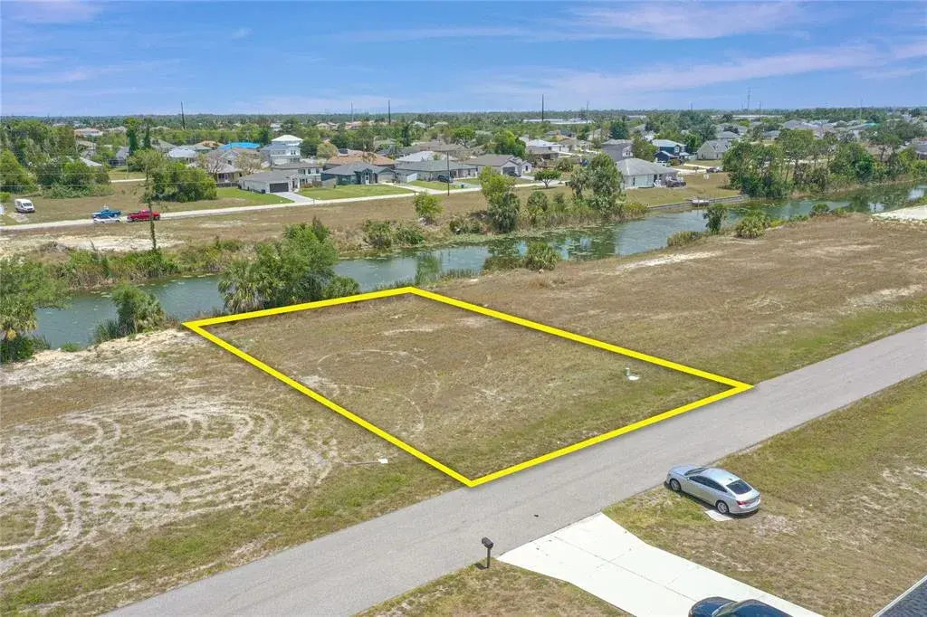 Property for sale at 3023 NE 5TH PLACE, CAPE CORAL, FL, 33909