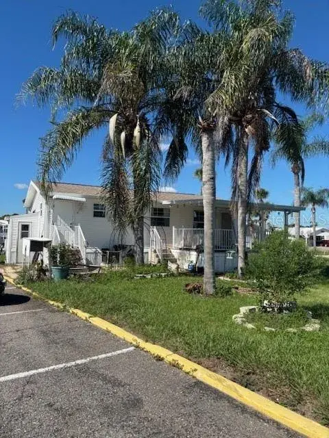 Property for sale at 9000 US HWY 192 UNIT 521, CLERMONT, FL, 34714