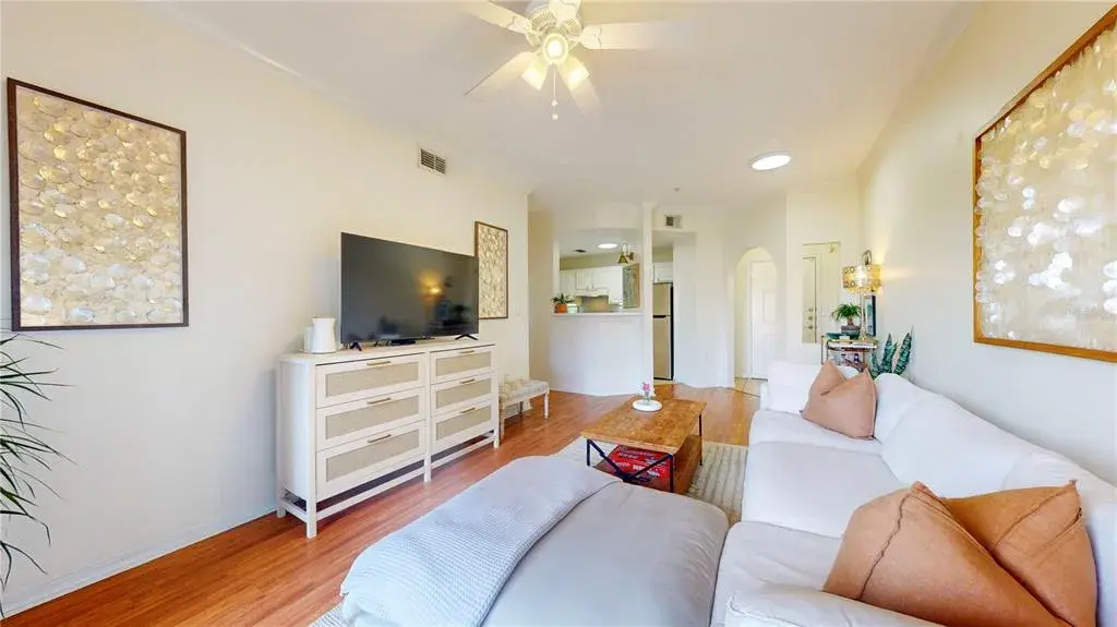Property for sale at 501 KNIGHTS RUN AVENUE UNIT 2121, TAMPA, FL, 33602