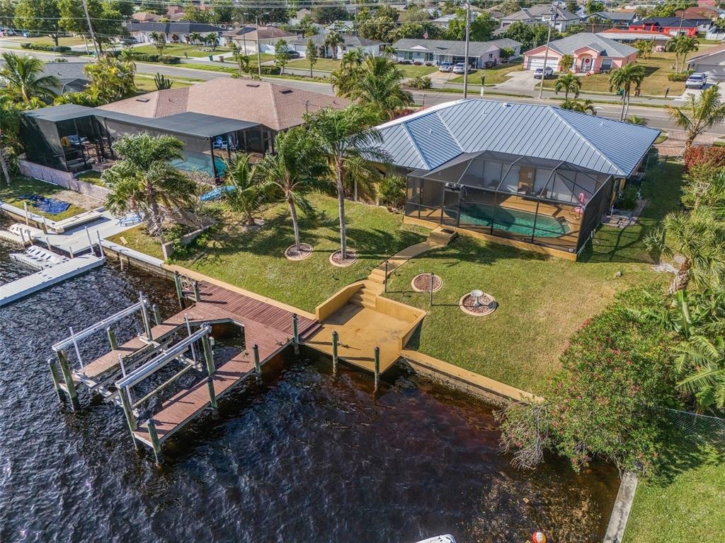 2807 Country Club Boulevard, Cape Coral, FL, 33904