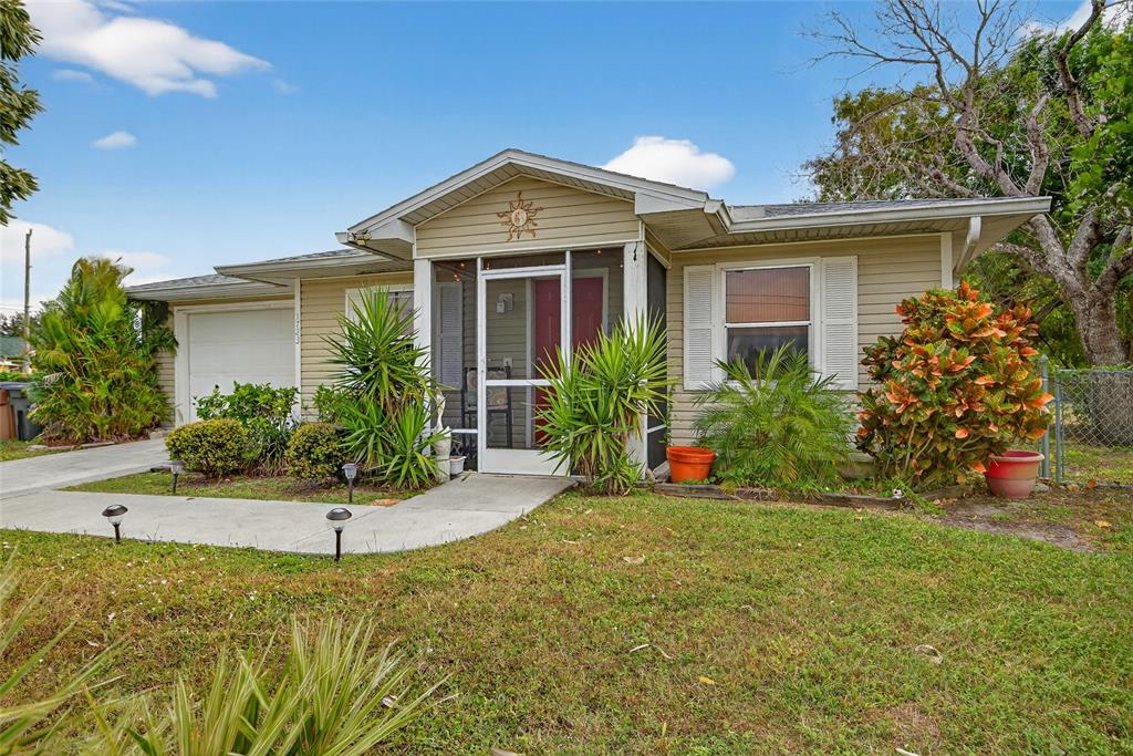 1723 NE 1st Place, Cape Coral, FL, 33909