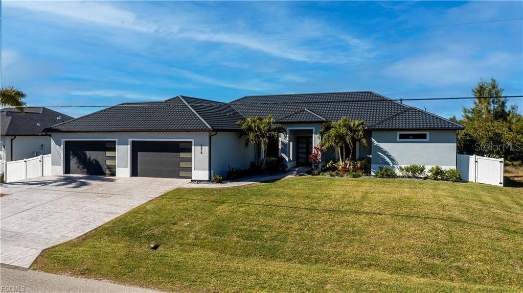 2818 Old Burnt Store Road N, Cape Coral, FL, 33993