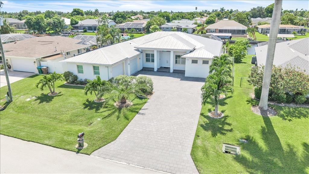 2918 SE 10th Place, Cape Coral, FL, 33904