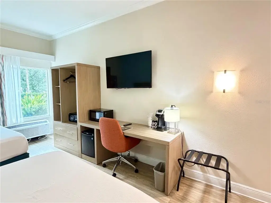 Property for sale at 3000 MAINGATE LANE UNIT 124, KISSIMMEE, FL, 34747