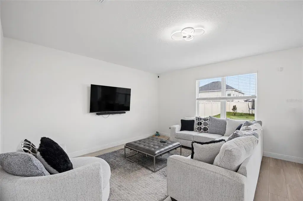 Property for sale at 9113 HOOTON WAY, DAVENPORT, FL, 33896