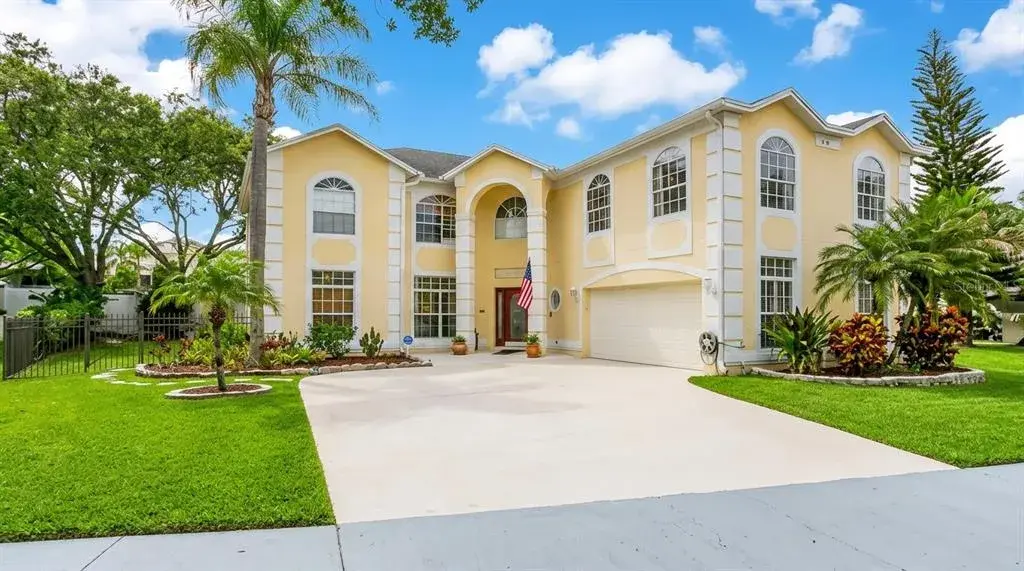 FRONT VIEW WITH CONCRETE DRIVE WAY